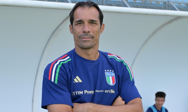 "Otto anni di amore e lavoro": Corradi lascia le Under azzurre, sarà nello staff di Allegri al Milan 15 "Otto anni di amore e lavoro": Corradi lascia le Under azzurre, sarà nello staff di Allegri al Milan