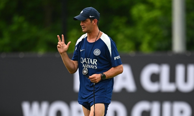 Chivu: "Abbiamo alzato il livello. Allarme fulmini? Si decida prima della partita" 1 Chivu: "Abbiamo alzato il livello. Allarme fulmini? Si decida prima della partita"