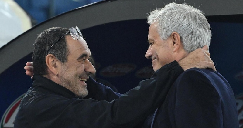 Sarri contro Mourinho di nuovo dopo 20 mesi: si accende Lazio-Fenerbahce 16 Sarri contro Mourinho di nuovo dopo 20 mesi: si accende Lazio-Fenerbahce