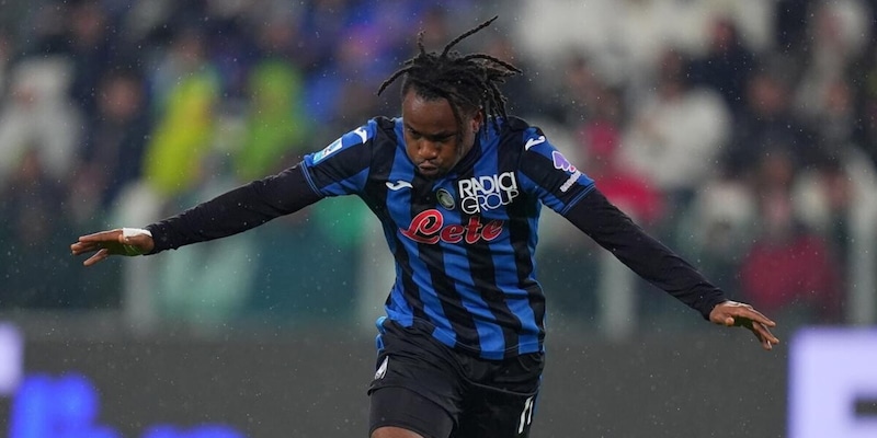 Lookman, c'è il tentativo del Napoli: l'offerta di Manna per il sorpasso sull'Inter 14 Lookman, c'è il tentativo del Napoli: l'offerta di Manna per il sorpasso sull'Inter
