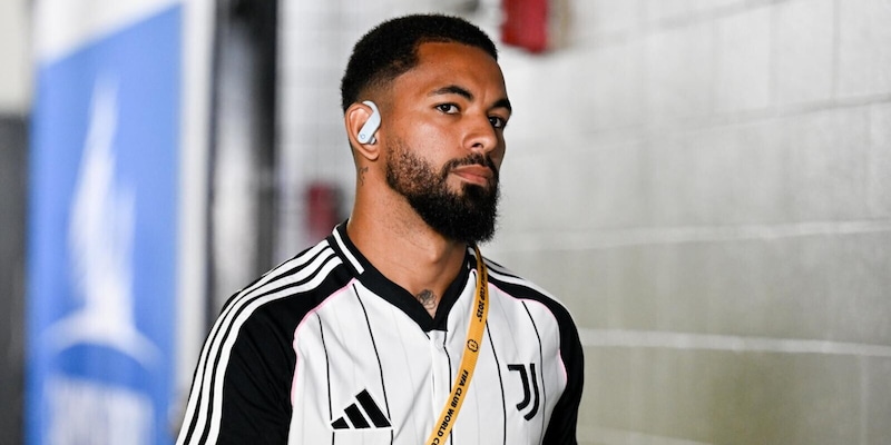 Caso Douglas Luiz, la decisione della Juve: non lascerà correre 