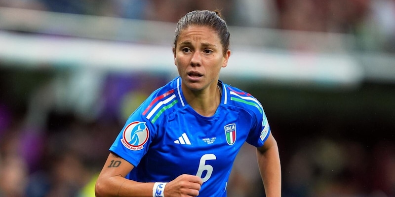 Giugliano spinge l’Italia all’Europeo: "Siamo a due passi dal sogno" 14 Giugliano spinge l’Italia all’Europeo: "Siamo a due passi dal sogno"