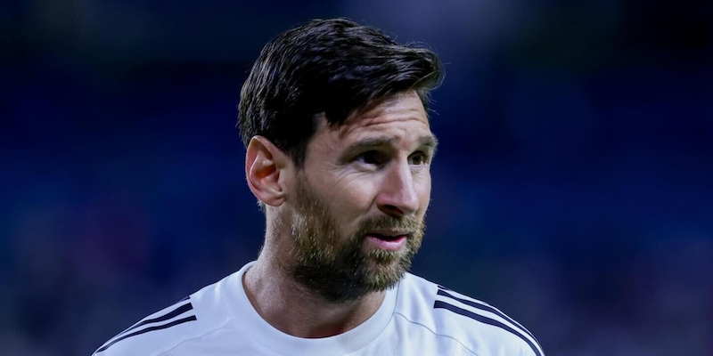Messi, clamoroso dalla Francia: offerta shock per giocare in Arabia 1 Messi, clamoroso dalla Francia: offerta shock per giocare in Arabia