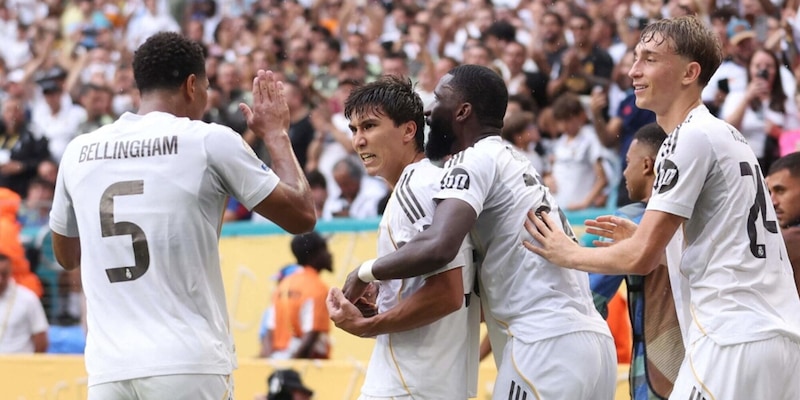 Clamoroso Real Madrid, più di Elkann con la Juve! La cifra promessa ai giocatori per la vittoria del Mondiale 1 Clamoroso Real Madrid, più di Elkann con la Juve! La cifra promessa ai giocatori per la vittoria del Mondiale