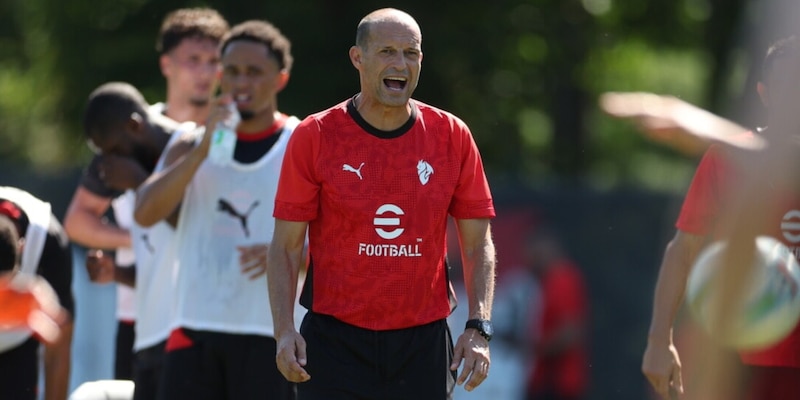 Senza terzini titolari né centravanti: Milan, c’è da stare poco Allegri 12 Senza terzini titolari né centravanti: Milan, c’è da stare poco Allegri