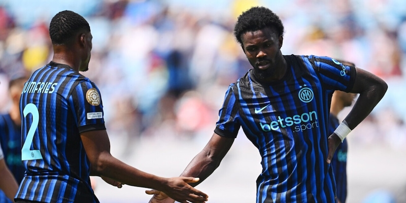 Inter, già 70 milioni spesi: ora si vende. Ansia Dumfries, se parte Thuram... 1 Inter, già 70 milioni spesi: ora si vende. Ansia Dumfries, se parte Thuram...