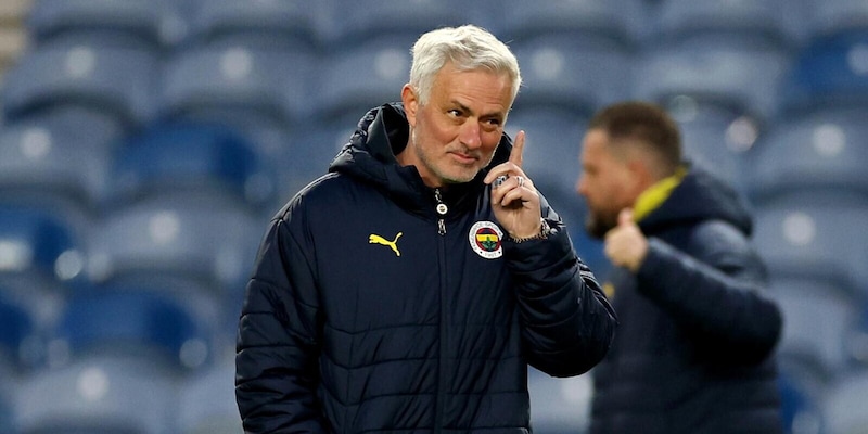 Premio Internazionale “Eccellenza Mediterraneo 2025": il riconoscimento a José Mourinho 14 Premio Internazionale “Eccellenza Mediterraneo 2025": il riconoscimento a José Mourinho