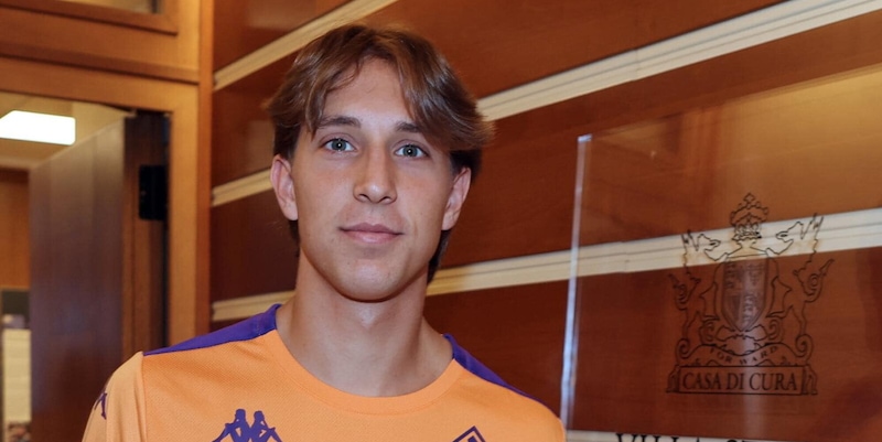 Fazzini si presenta alla Fiorentina: "Un sogno che si avvera. Il mio ruolo? Pioli mi ha detto che..." 16 Fazzini si presenta alla Fiorentina: "Un sogno che si avvera. Il mio ruolo? Pioli mi ha detto che..."