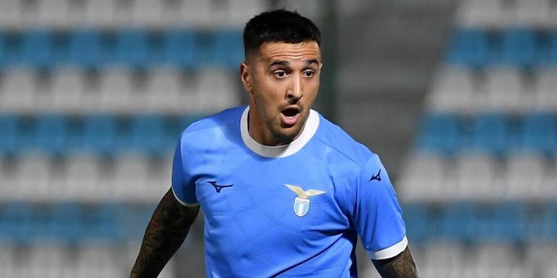 Paura per Vecino: beccati i ladri in casa dopo l'allenamento con la Lazio 15 Paura per Vecino: beccati i ladri in casa dopo l'allenamento con la Lazio