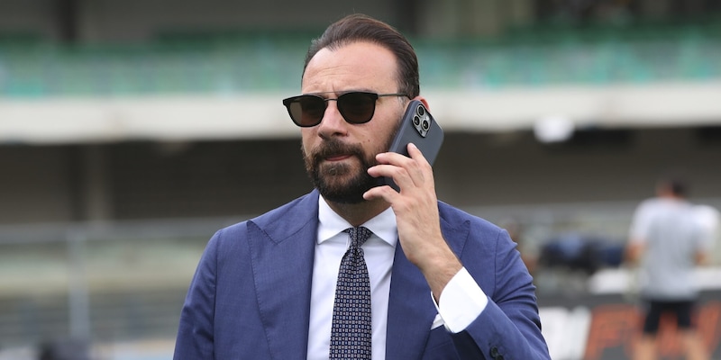 Napoli, rinforzo per il calciomercato: Varrà al fianco del ds Manna 15 Napoli, rinforzo per il calciomercato: Varrà al fianco del ds Manna