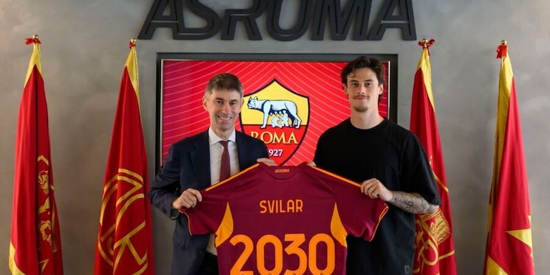 Roma, ufficiale il rinnovo di Svilar: i dettagli, le cifre e la gioia dei tifosi