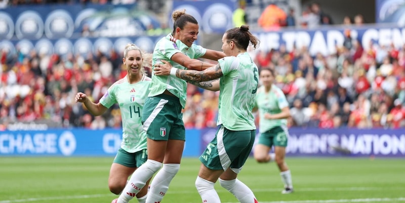 Italia Femminile, è caccia ai quarti contro il Portogallo all'Europeo. Ma c'è ancora distanza con le big 1 Italia Femminile, è caccia ai quarti contro il Portogallo all'Europeo. Ma c'è ancora distanza con le big
