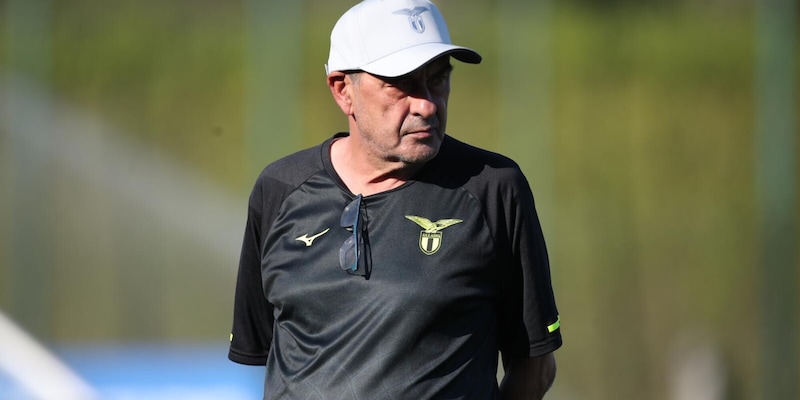 Sarri in ospedale per accertamenti approfonditi: il comunicato ufficiale della Lazio 14 Sarri in ospedale per accertamenti approfonditi: il comunicato ufficiale della Lazio