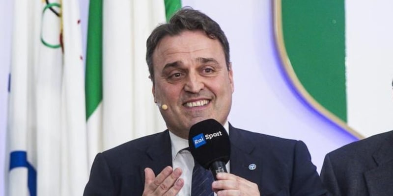 Il presidente dell'AIA Zappi: "Da oggi chi assale un arbitro finisce in galera" 1 Il presidente dell'AIA Zappi: "Da oggi chi assale un arbitro finisce in galera"