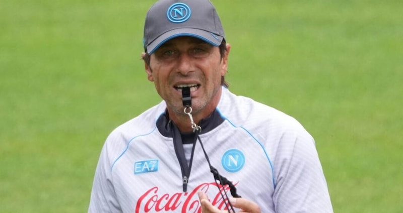 Napoli, il rettore dell'Università Federico II: "Invito Conte a tenere una lezione qui" 14 Napoli, il rettore dell'Università Federico II: "Invito Conte a tenere una lezione qui"