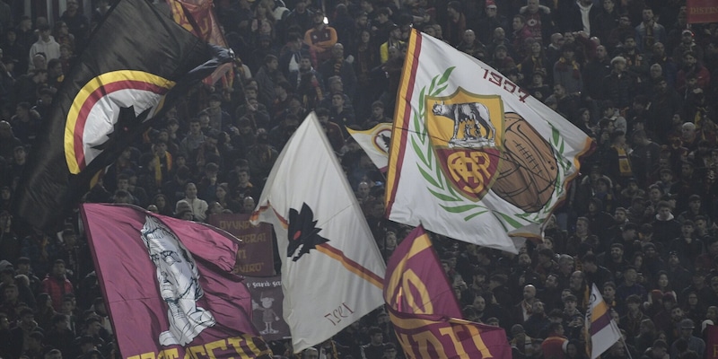 Roma, il dato sugli abbonamenti cresce e scatta la vendita libera con gli ultimi posti 1 Roma, il dato sugli abbonamenti cresce e scatta la vendita libera con gli ultimi posti