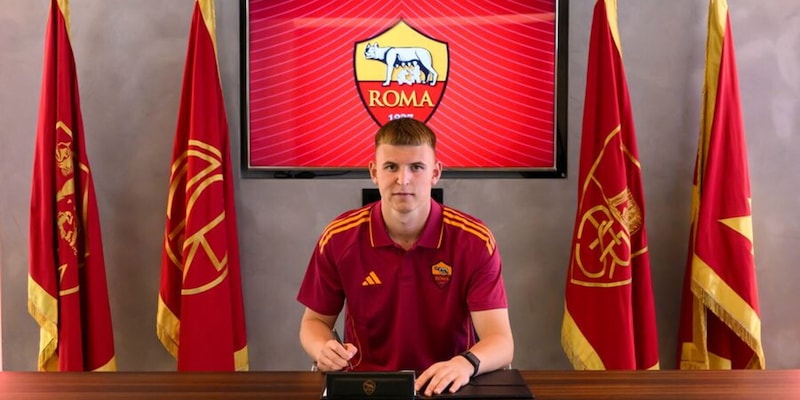 Roma, ufficiale l'acquisto di Zelezny: il comunicato 16 Roma, ufficiale l'acquisto di Zelezny: il comunicato