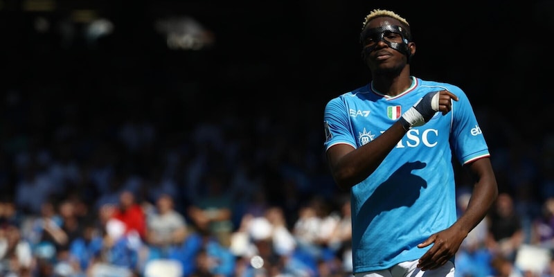 Napoli, Osimhen assente per le visite mediche: il comunicato ufficiale del club 16 Napoli, Osimhen assente per le visite mediche: il comunicato ufficiale del club