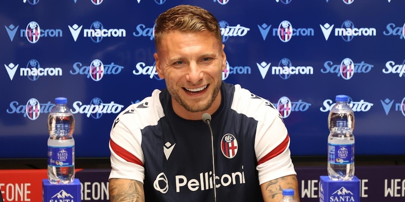 Bologna, Immobile si presenta: "Avevo perso gli stimoli, ora sogno classifica cannonieri e Mondiale. E sulla Lazio..." 14 Bologna, Immobile si presenta: "Avevo perso gli stimoli, ora sogno classifica cannonieri e Mondiale. E sulla Lazio..."