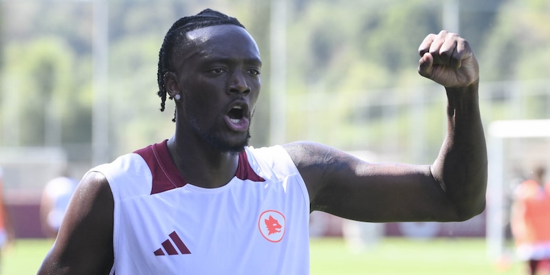 Abraham, ufficiale la cessione al Besiktas: il comunicato della Roma con i dettagli dell'operazione 1 Abraham, ufficiale la cessione al Besiktas: il comunicato della Roma con i dettagli dell'operazione