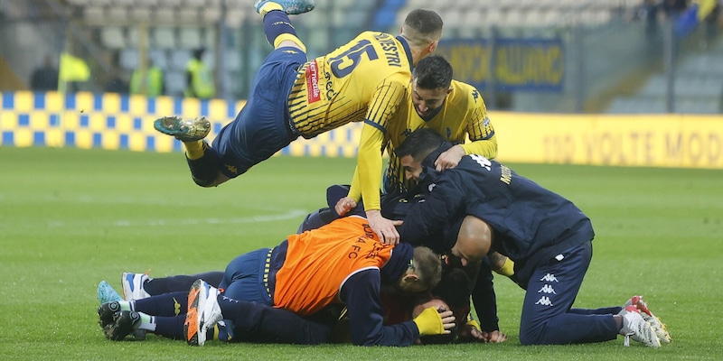 Calciomercato, il portiere che segnò un gol dalla sua porta riparte dalla Serie C 1 Calciomercato, il portiere che segnò un gol dalla sua porta riparte dalla Serie C