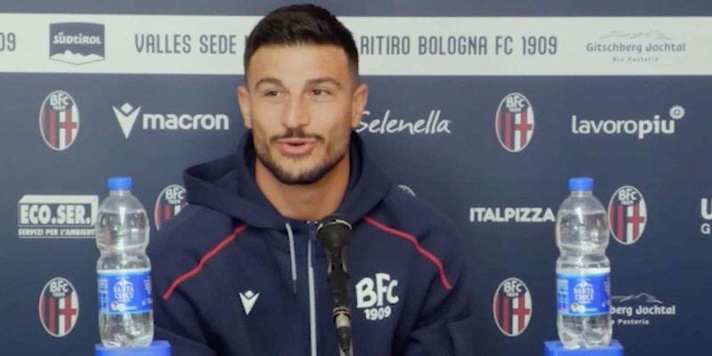 Bologna, Orsolini dopo il no all’Arabia: “Preferisco la felicità ai soldi. E sul futuro..." 16 Bologna, Orsolini dopo il no all’Arabia: “Preferisco la felicità ai soldi. E sul futuro..."