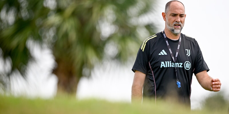 Juve, mercato bloccato ma non sei la Lazio! Ritardo dietro l'angolo, promessa a Tudor non rispettata 14 Juve, mercato bloccato ma non sei la Lazio! Ritardo dietro l'angolo, promessa a Tudor non rispettata