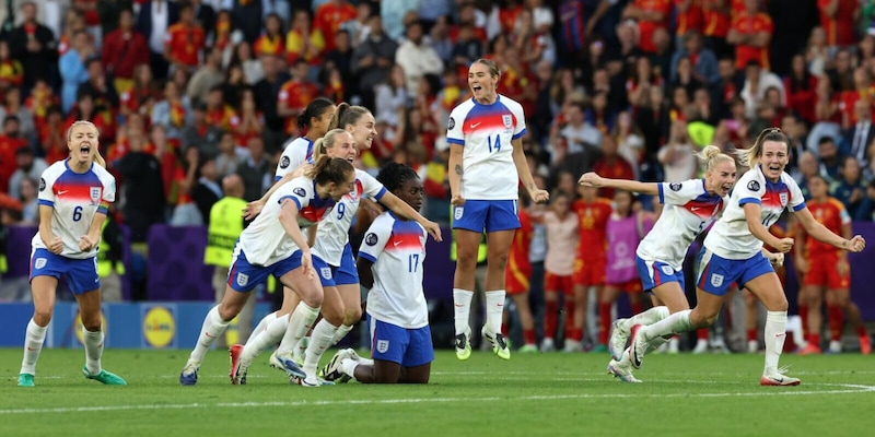 L'Inghilterra trionfa all'Europeo Femminile: battuta la Spagna ai rigori 14 L'Inghilterra trionfa all'Europeo Femminile: battuta la Spagna ai rigori