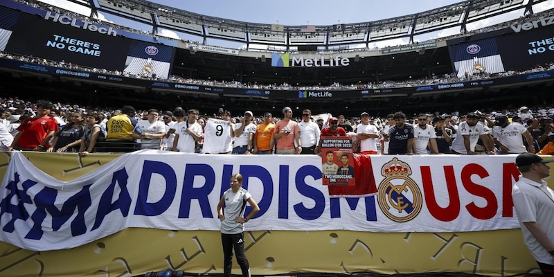 Perché Psg-Real Madrid è iniziata con 10 minuti di ritardo: il motivo 1 Perché Psg-Real Madrid è iniziata con 10 minuti di ritardo: il motivo