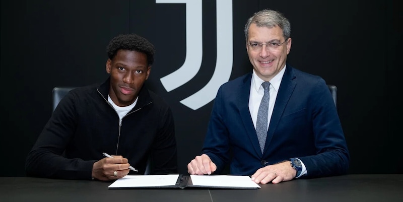David alla Juve, ora è ufficiale! La formula di Comolli per le commissioni 1 David alla Juve, ora è ufficiale! La formula di Comolli per le commissioni