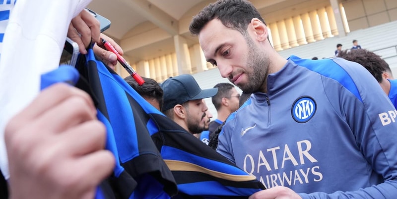 Inter, Calhanoglu rimane a Milano: perché è saltata la trattativa con il Galatasaray 1 Inter, Calhanoglu rimane a Milano: perché è saltata la trattativa con il Galatasaray