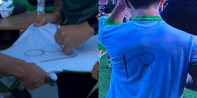 Clamoroso in Champions League: calciatore in campo con il numero sulla maglia scritto a penna 1 Clamoroso in Champions League: calciatore in campo con il numero sulla maglia scritto a penna