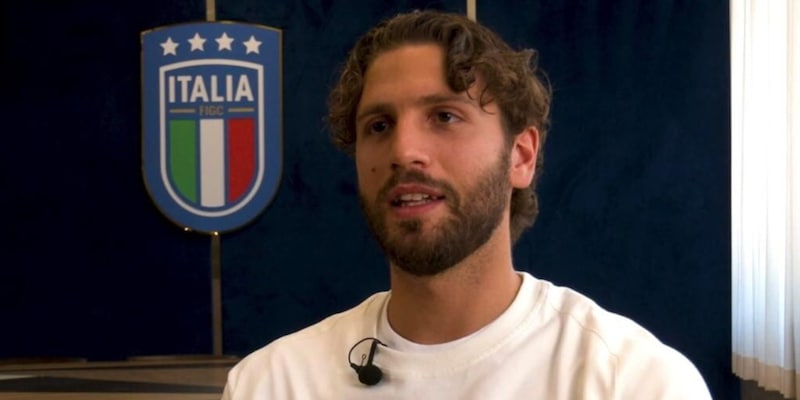 "Ricordo l'errore, le lacrime e Chiellini che mi dice: Tranquillo, vinciamo". Locatelli si emoziona
