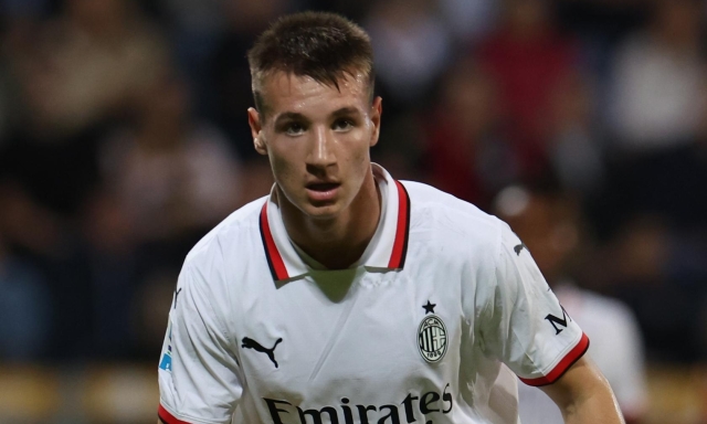 Camarda al fantacalcio: quotazione e statistiche del nuovo attaccante del Lecce