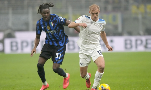 Bisseck, 32 milioni non bastano: l'Inter vuole di più dal Crystal Palace. La trattativa 14 Bisseck, 32 milioni non bastano: l'Inter vuole di più dal Crystal Palace. La trattativa