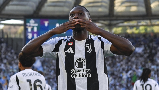 Juve-Psg, braccio di ferro: trattativa a oltranza per Kolo Muani, i dettagli