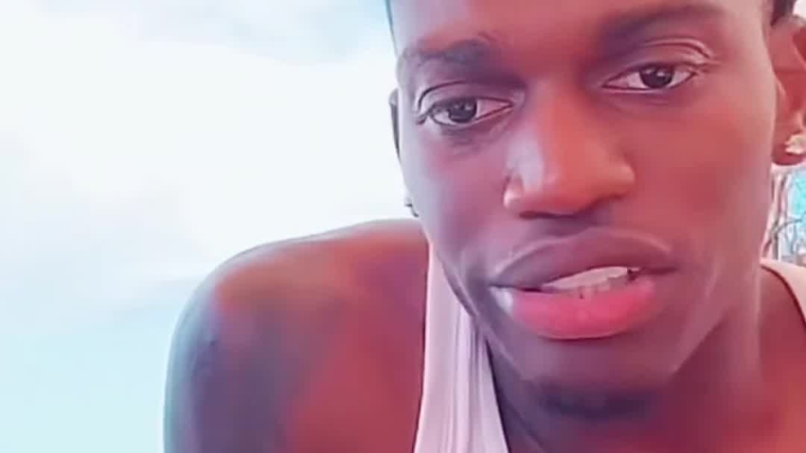 "Qual è la tua squadra dei sogni?": Leao risponde così 1 "Qual è la tua squadra dei sogni?": Leao risponde così
