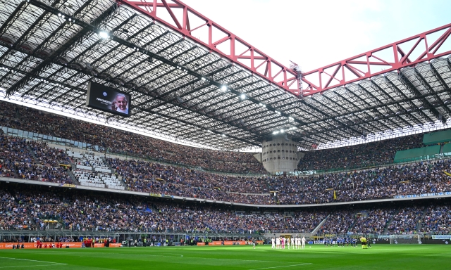 Inter, Milan e sindaco: due ore e mezza di incontro per lo stadio. Scaroni: "Lavoriamo" 1 Inter, Milan e sindaco: due ore e mezza di incontro per lo stadio. Scaroni: "Lavoriamo"