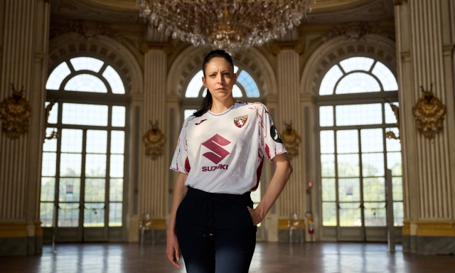 Torino, ecco la nuova maglia Away: rinnovata la partnership con Suzuki, Acrobatica e JD Sports 1 Torino, ecco la nuova maglia Away: rinnovata la partnership con Suzuki, Acrobatica e JD Sports