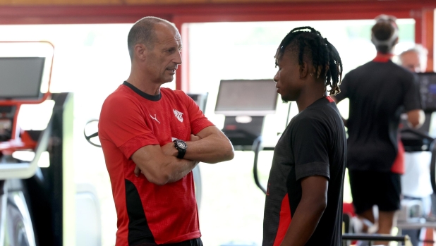 LIVE Milan, si riparte! Oggi primo allenamento alle 9.30, Allegri parlerà alla squadra 1 LIVE Milan, si riparte! Oggi primo allenamento alle 9.30, Allegri parlerà alla squadra
