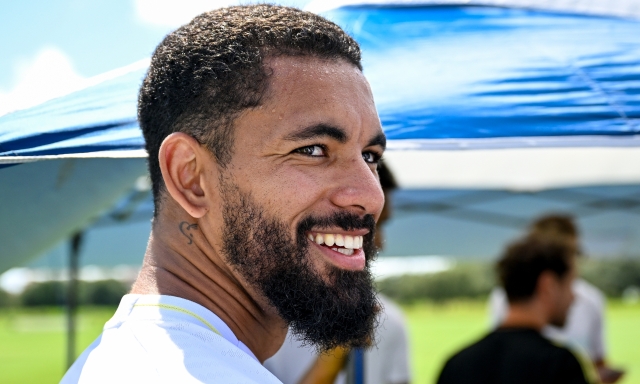 Juve, Fabregas chiama Douglas Luiz: oltre alla Premier, per il brasiliano spunta la pista Como 1 Juve, Fabregas chiama Douglas Luiz: oltre alla Premier, per il brasiliano spunta la pista Como