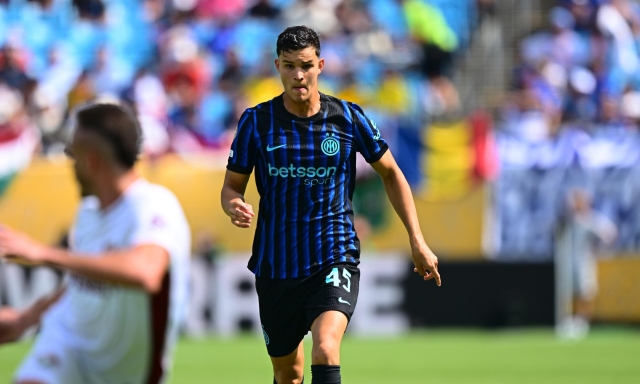 Valentin Carboni in prestito al Genoa, e l'Inter paga: più minuti in campo, più soldi ai rossoblù 1 Valentin Carboni in prestito al Genoa, e l'Inter paga: più minuti in campo, più soldi ai rossoblù