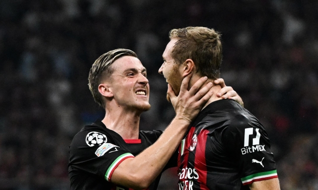 Milan senza terzini? Ci pensa Allegri: dietro giocano Saelemaekers e Pobega