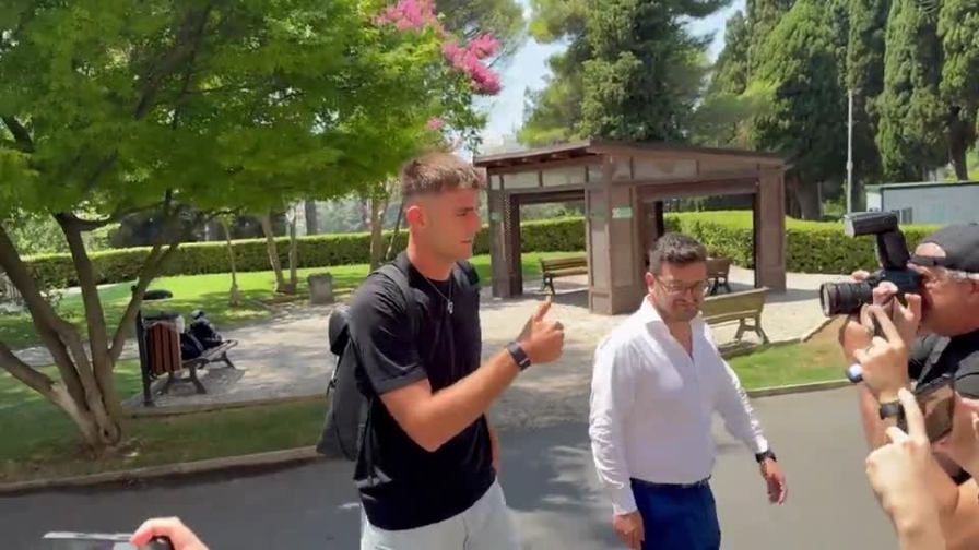Napoli, ecco Lucca: visite mediche per l'attaccante 15 Napoli, ecco Lucca: visite mediche per l'attaccante