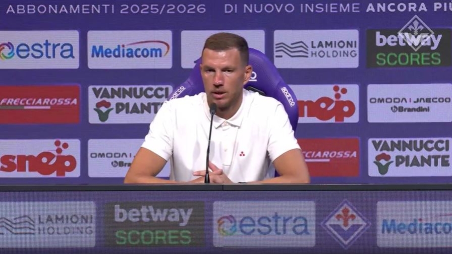 Dzeko: "Addio polemico all'Inter? Ho solo detto la verità" 15 Dzeko: "Addio polemico all'Inter? Ho solo detto la verità"