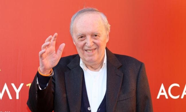 Dario Argento: "Scelsi la Lazio e mio padre romanista s'infuriò. Quella volta con Chinaglia..." 14 Dario Argento: "Scelsi la Lazio e mio padre romanista s'infuriò. Quella volta con Chinaglia..."
