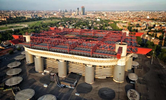 San Siro senza requisiti Uefa: niente Euro 2032. La soluzione è il nuovo stadio 14 San Siro senza requisiti Uefa: niente Euro 2032. La soluzione è il nuovo stadio