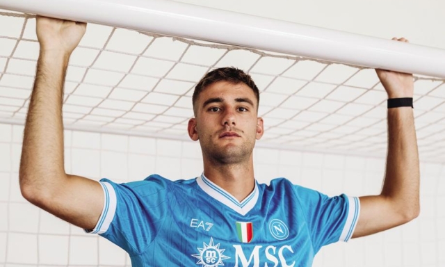 Lucca al fantacalcio: quotazione e statistiche del nuovo attaccante del Napoli 1 Lucca al fantacalcio: quotazione e statistiche del nuovo attaccante del Napoli