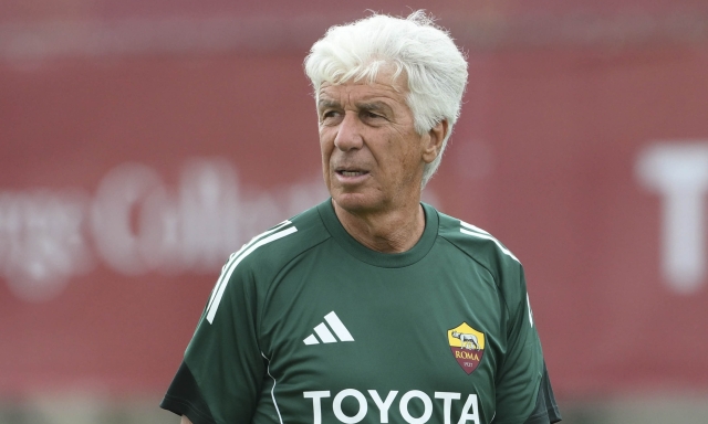 Gasperini già nervoso con la Roma: "Preoccupato, mercato in ritardo. Tra un mese si gioca"