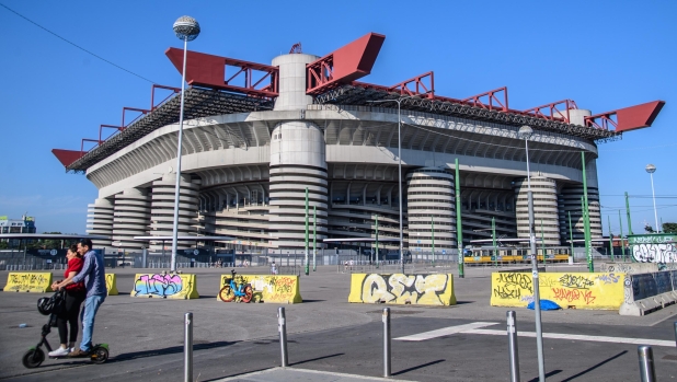 Inchiesta urbanistica a Milano, i pm: "C'è un patto corruttivo sul futuro di San Siro" 12 Inchiesta urbanistica a Milano, i pm: "C'è un patto corruttivo sul futuro di San Siro"